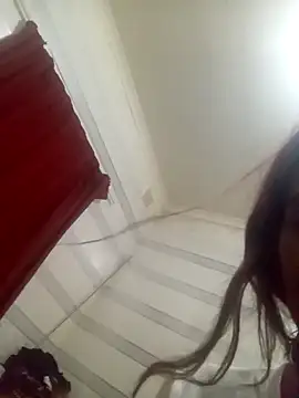 loveofpetitegirls34 online show from 25, 3, 2026