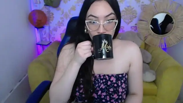 ALISS M  online show from 3, 2, 2026