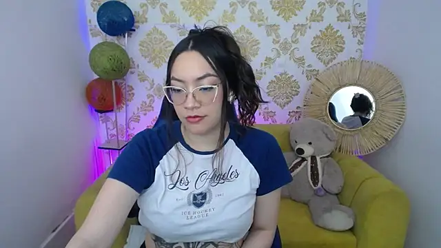 ALISS M  online show from 17, 2, 2026