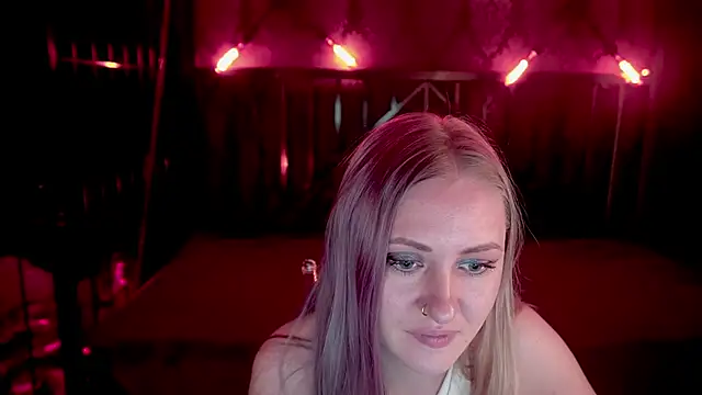 Snapshot of DramaQuenns chatting on 14, 3, 2026 DramaQuenns online show from 14, 3, 2026