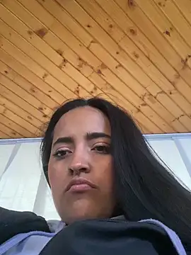 Snapshot of Annie_Alicee chatting on 6, 3, 2026 Annie Alicee online show from 6, 3, 2026