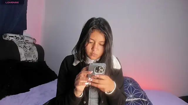 Sharlottee   online show from 3, 2, 2026