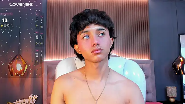 Noa 03 online show from 11, 2, 2026