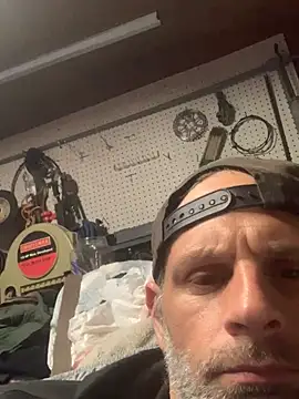 Mothertrucksr online show from 3, 2, 2026