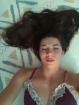 Snapshot of OnlyLeiLa chatting on 8, 3, 2026 OnlyLeiLa online show from 8, 3, 2026