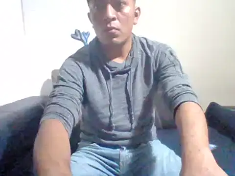 Snapshot of Alansmenxxx chatting on 8, 2, 2026 Alansmenxxx online show from 8, 2, 2026