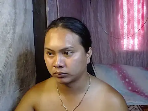 Queenvivesxxx online show from 5, 2, 2026