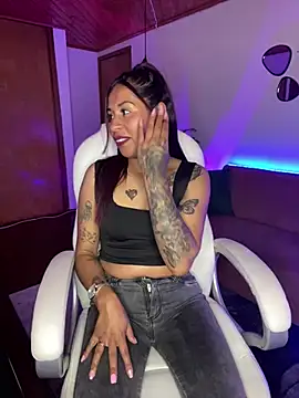 Sara pinkk18 online show from 4, 2, 2026