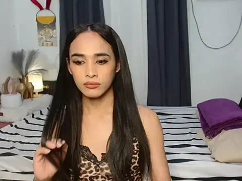 Gwenstacy30 online show from 16, 3, 2026