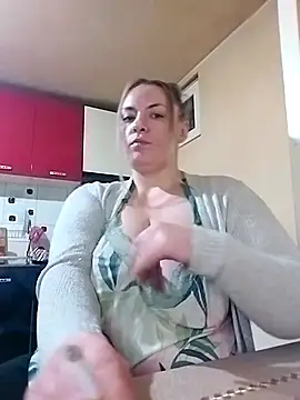 HotStepmommy3 online show from 3, 2, 2026