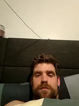 Snapshot of Bashard chatting on 20, 3, 2026 Bashard online show from 20, 3, 2026