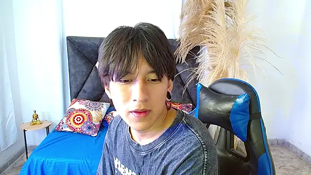 nikoo 18 online show from 9, 3, 2026