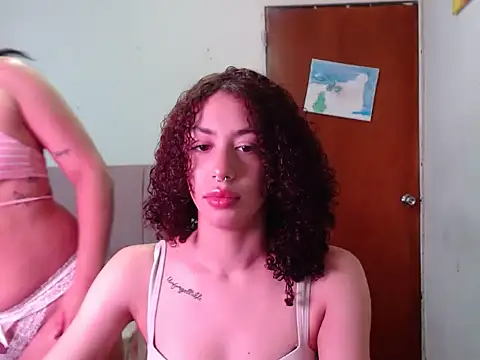 ShanellYSharlot online show from 5, 2, 2026