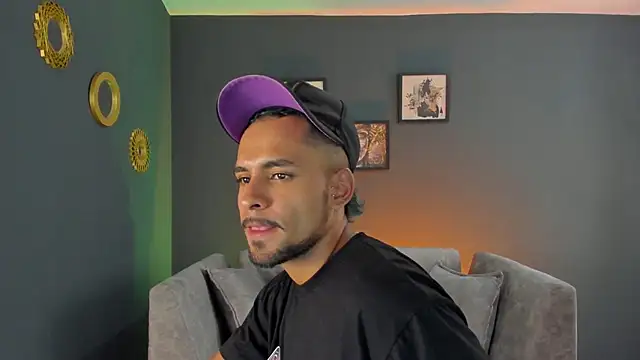 neyder sanz online show from 4, 3, 2026