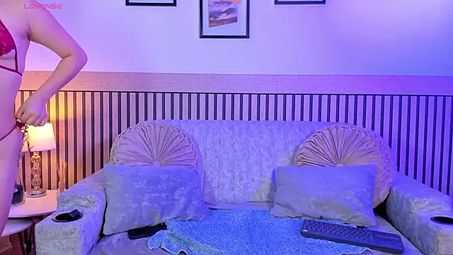 Madisson West online show from 4, 2, 2026