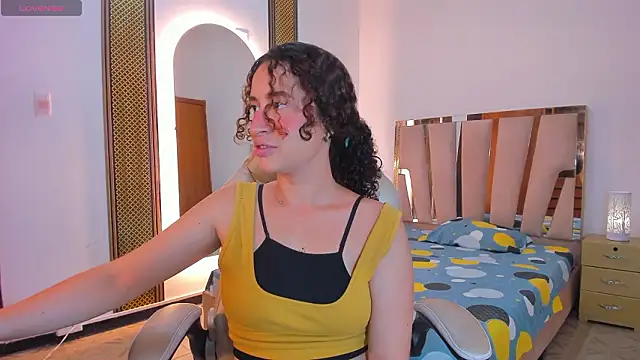 NoaMalak7 online show from 5, 3, 2026