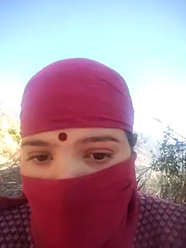 Hotty Priyaji online show from 5, 2, 2026