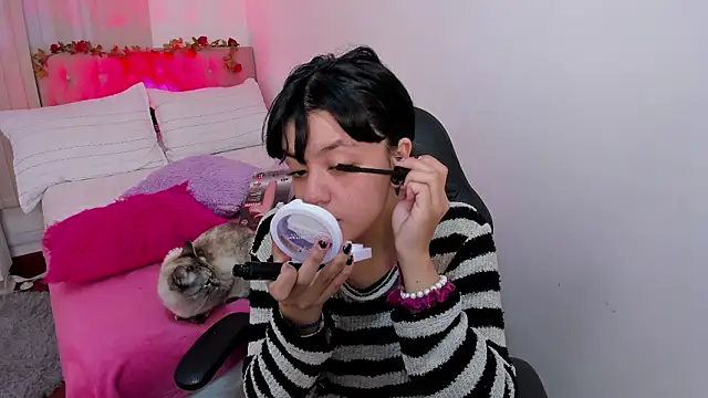 Snapshot of Nahemot_sadish chatting on 19, 3, 2026 Nahemot sadish online show from 19, 3, 2026