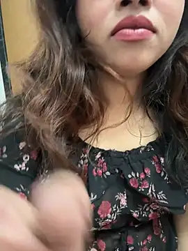 riya sharma11 online show from 13, 2, 2026