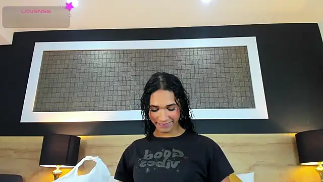 Chloee  Adams online show from 12, 3, 2026