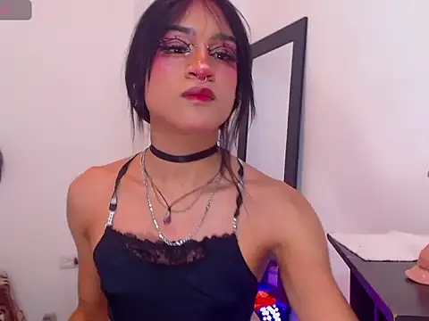 Snapshot of moonlyvelvet chatting on 11, 3, 2026 moonlyvelvet online show from 11, 3, 2026