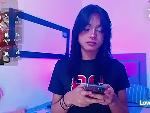 Snapshot of moonlyvelvet chatting on 27, 3, 2026 moonlyvelvet online show from 27, 3, 2026