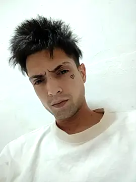 CubanoxxxSex online show from 14, 2, 2026