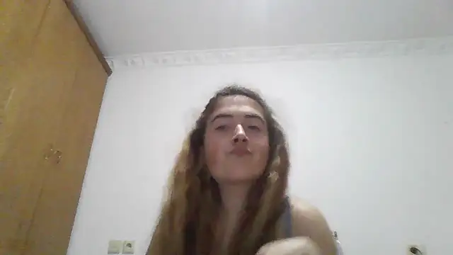 Porcellina03 online show from 5, 2, 2026