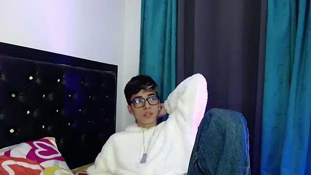 gabriel x18 online show from 18, 2, 2026