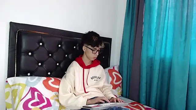 gabriel x18 online show from 6, 3, 2026