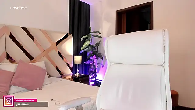 Snapshot of missthailand_ chatting on 1, 4, 2026 missthailand online show from 1, 4, 2026