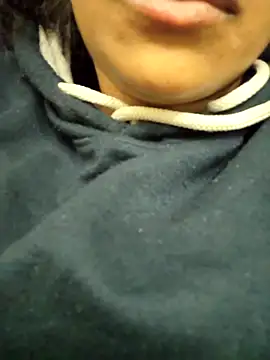 lunawild69 online show from 5, 2, 2026