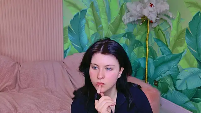 Milana Bold online show from 15, 2, 2026