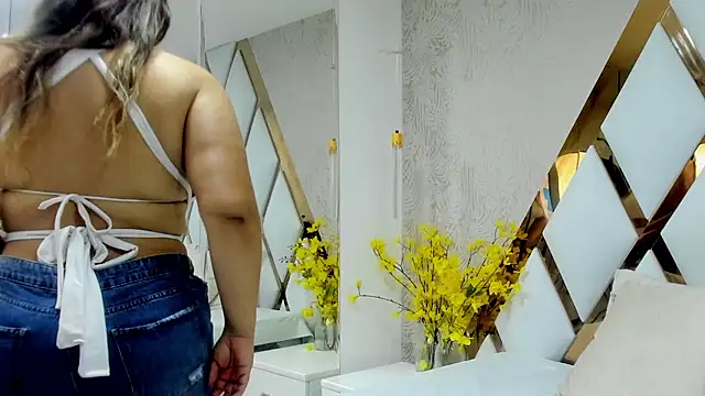 CamilaQuintana online show from 7, 2, 2026