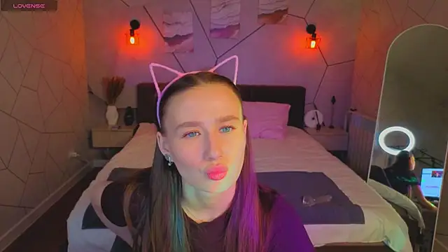  Kiki angel  online show from 20, 3, 2026