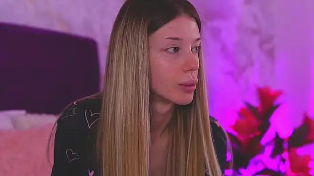 Snapshot of EllinaNuria chatting on 23, 3, 2026 EllinaNuria online show from 23, 3, 2026