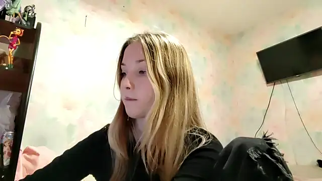 Snapshot of TiaBIanks chatting on 11, 3, 2026 TiaBIanks online show from 11, 3, 2026