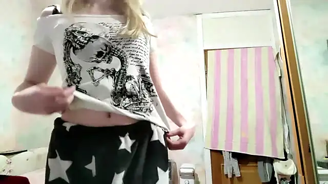 Snapshot of TiaBIanks chatting on 21, 3, 2026 TiaBIanks online show from 21, 3, 2026