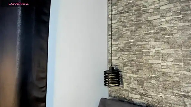 ASHLEY COLLINS1 online show from 28, 2, 2026