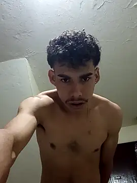 Snapshot of baby_22cm chatting on 3, 3, 2026 baby 22cm online show from 3, 3, 2026