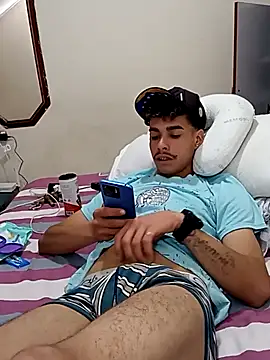 Snapshot of baby_22cm chatting on 4, 3, 2026 baby 22cm online show from 4, 3, 2026