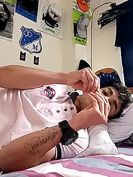 Snapshot of baby_22cm chatting on 5, 3, 2026 baby 22cm online show from 5, 3, 2026