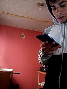 Snapshot of baby_22cm chatting on 13, 3, 2026 baby 22cm online show from 13, 3, 2026