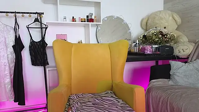 lilKelie online show from 15, 2, 2026