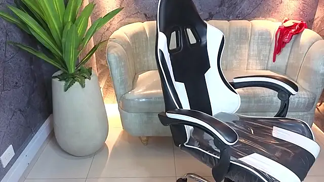 Lisa Doll Tx online show from 21, 3, 2026