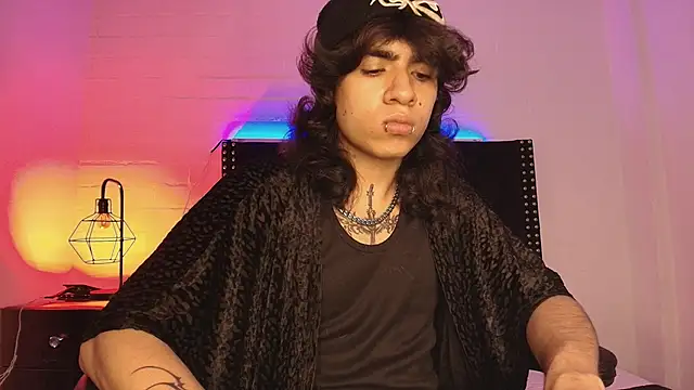 Axell Kussh online show from 13, 2, 2026