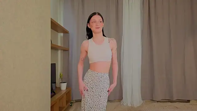 NikkyBee  online show from 22, 3, 2026