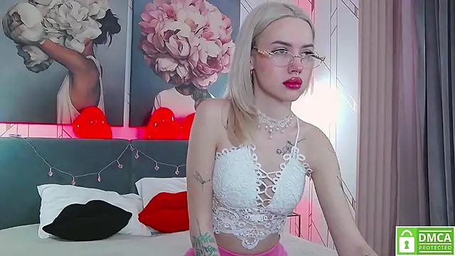 Snapshot of JosephineRowe chatting on 13, 3, 2026 JosephineRowe online show from 13, 3, 2026