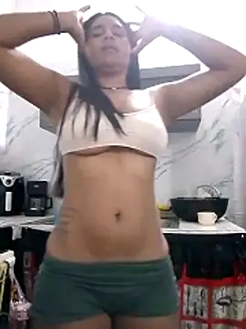 Snapshot of Zoe_Renata chatting on 6, 3, 2026 Zoe Renata online show from 6, 3, 2026