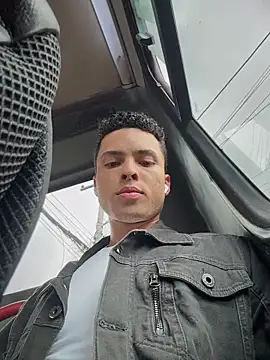 Snapshot of Eros_lee chatting on 2, 3, 2026 Eros lee online show from 2, 3, 2026